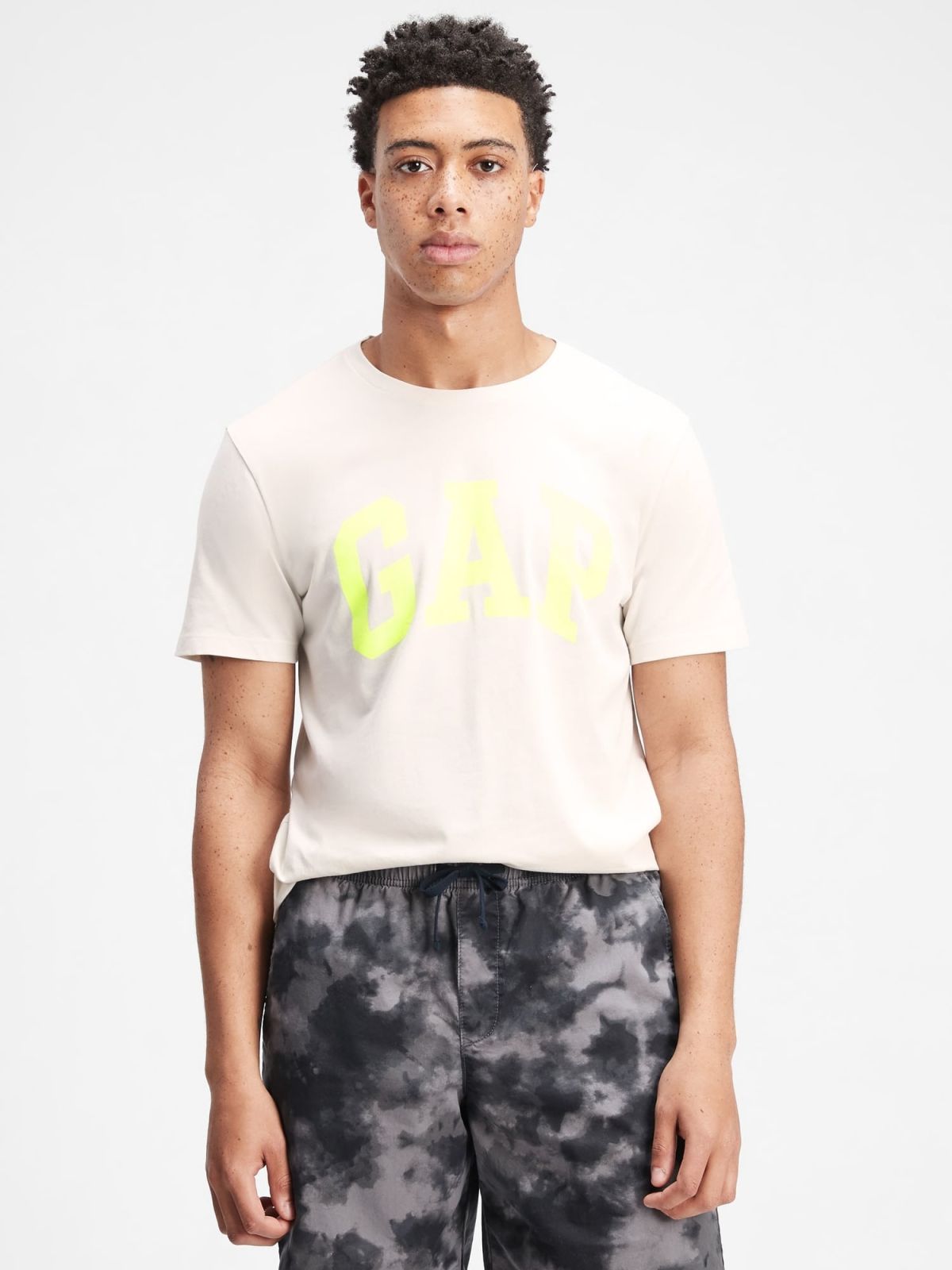 Gap Logo T-Shirt-547309026
