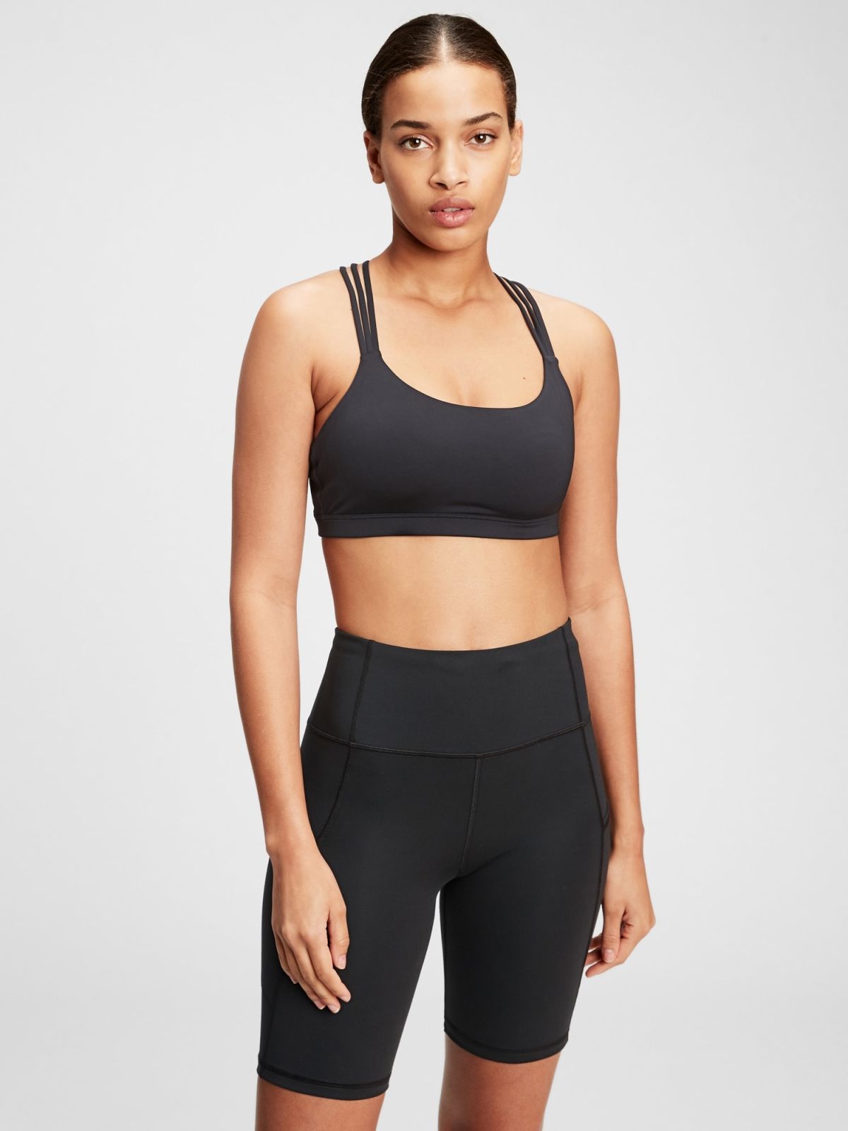 GapFit Eclipse Medium Support Strappy Sports Bra-335778002
