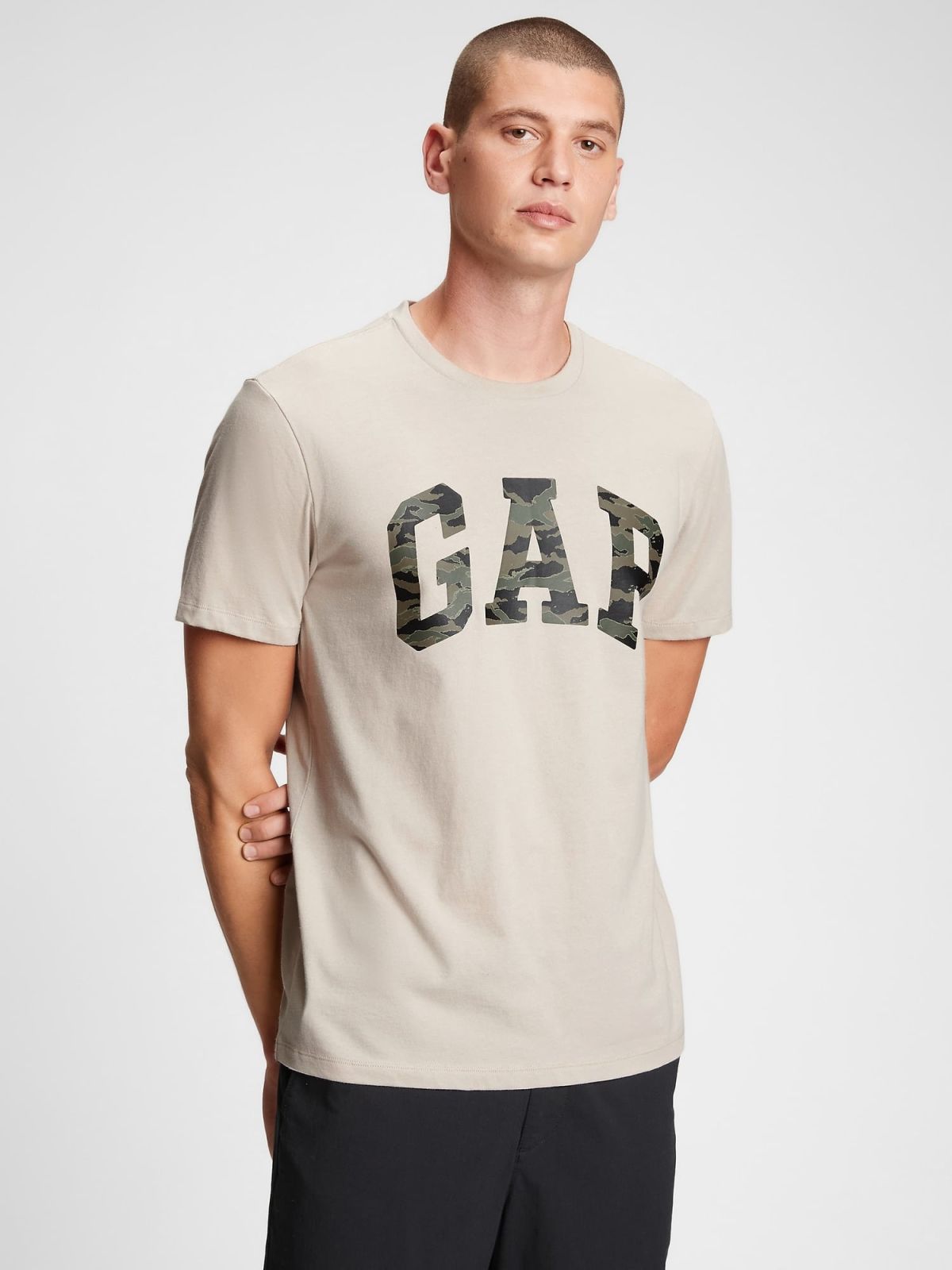 Gap Logo T-Shirt-547309028
