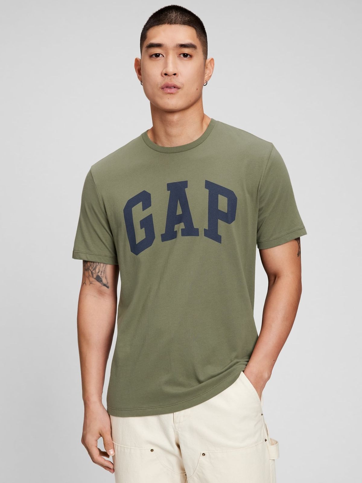 Gap Logo T-Shirt-547309036