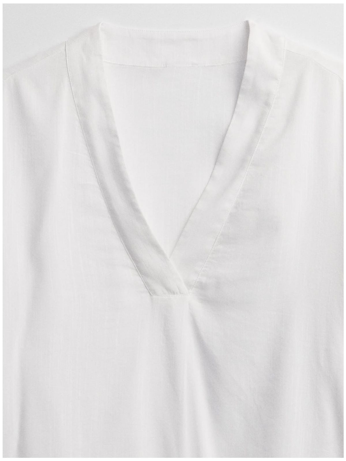 Άσπρη V-Neck Μπλούζα-821616004