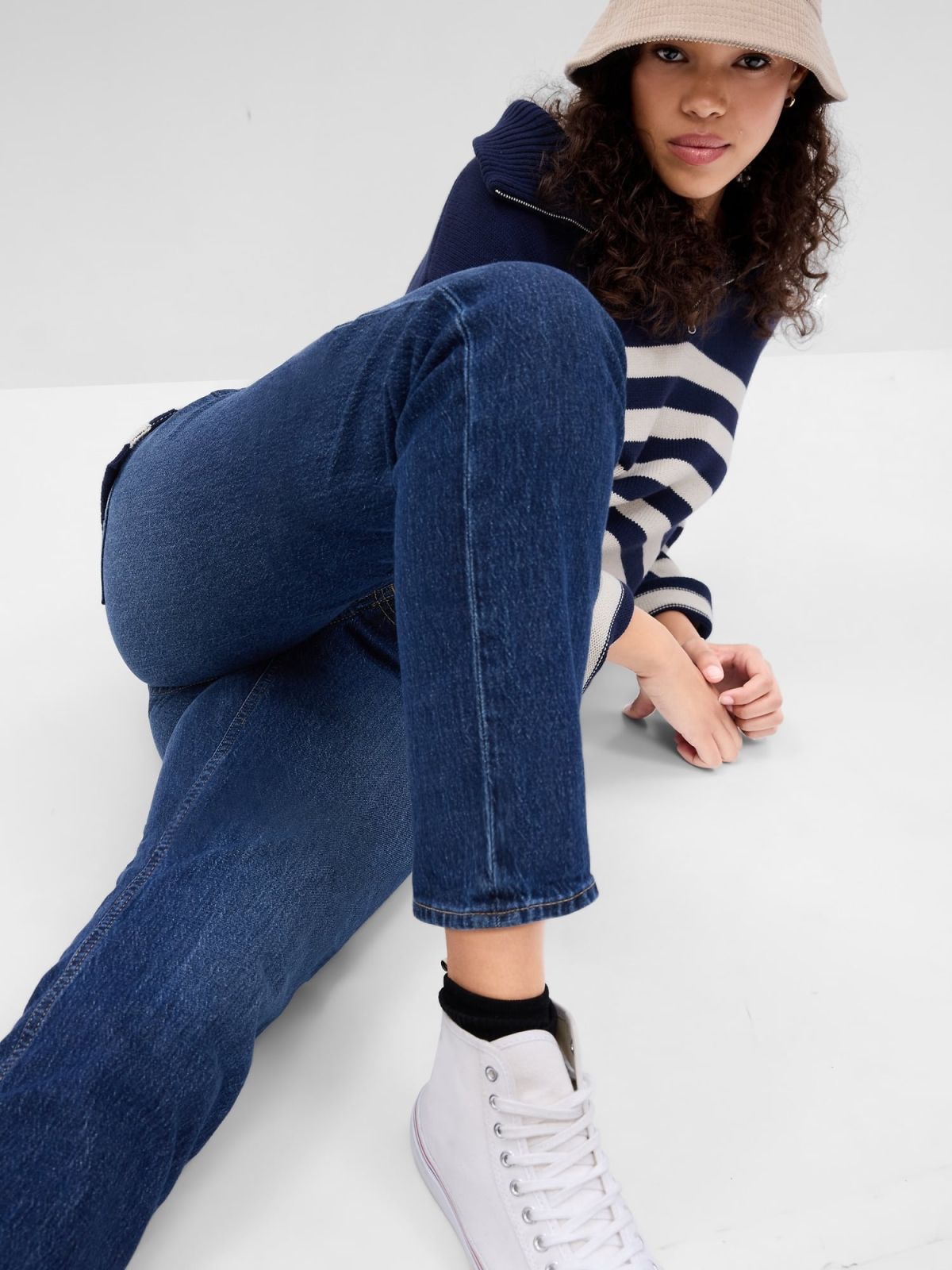 High Rise Cheeky Straight Jeans With Washwell™-660518000