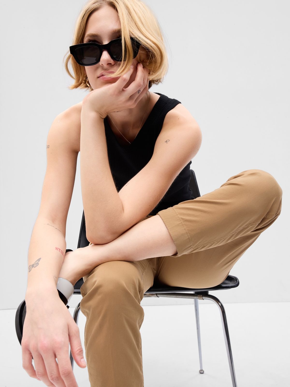 Καφέ Downtown Khakis Παντελόνι με Washwell-541213001