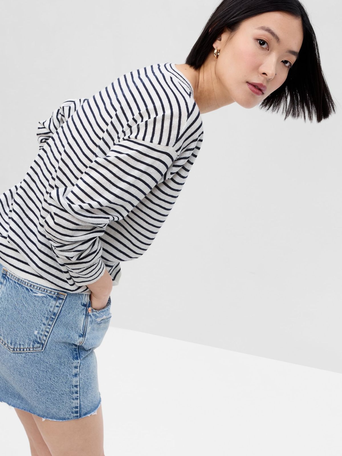 Linen-Blend V-Neck Sweater-592240004
