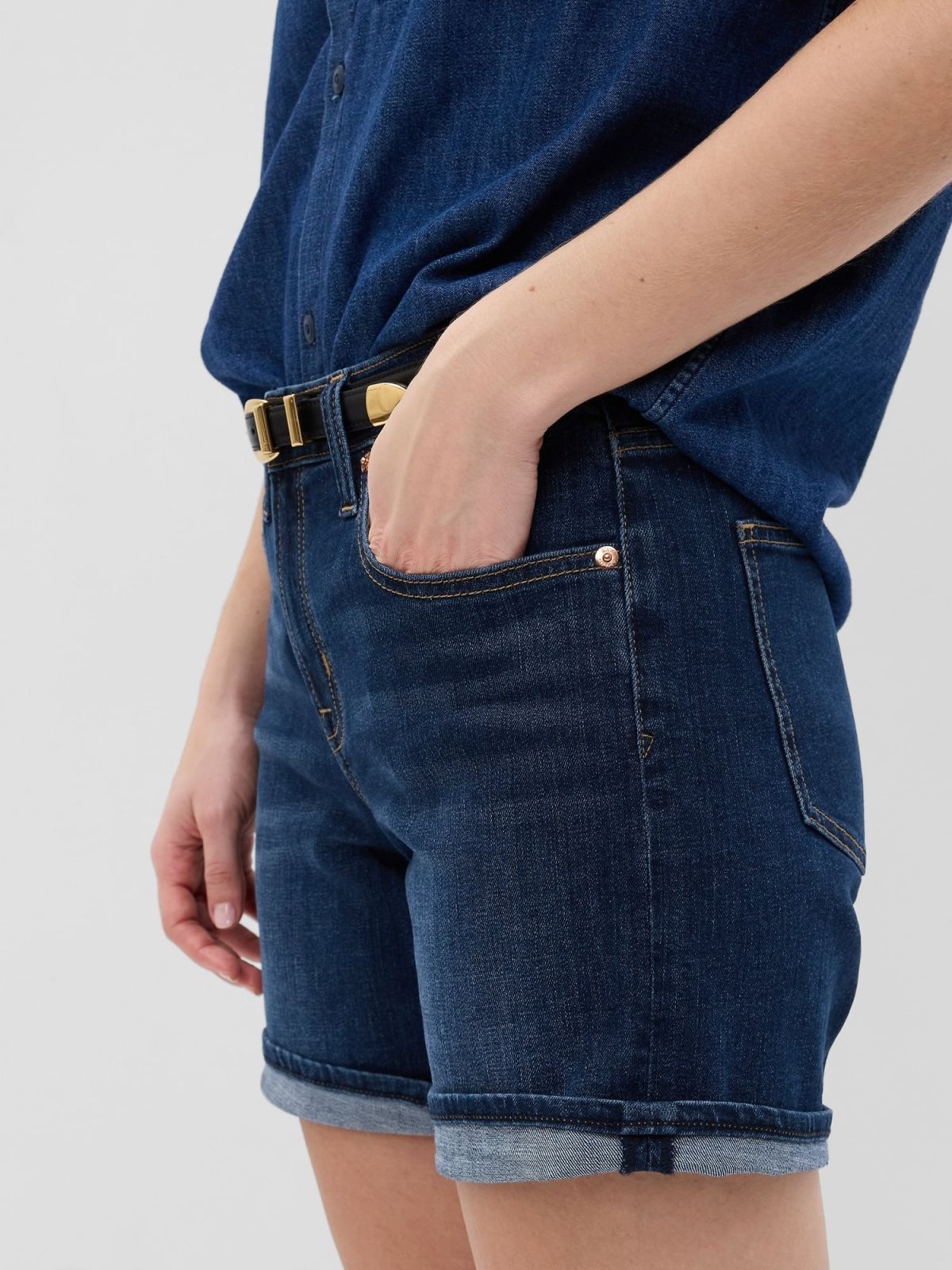 Μπλε 5ίντσες Mid Rise Girlfriend Σορτς με Washwell-570611000