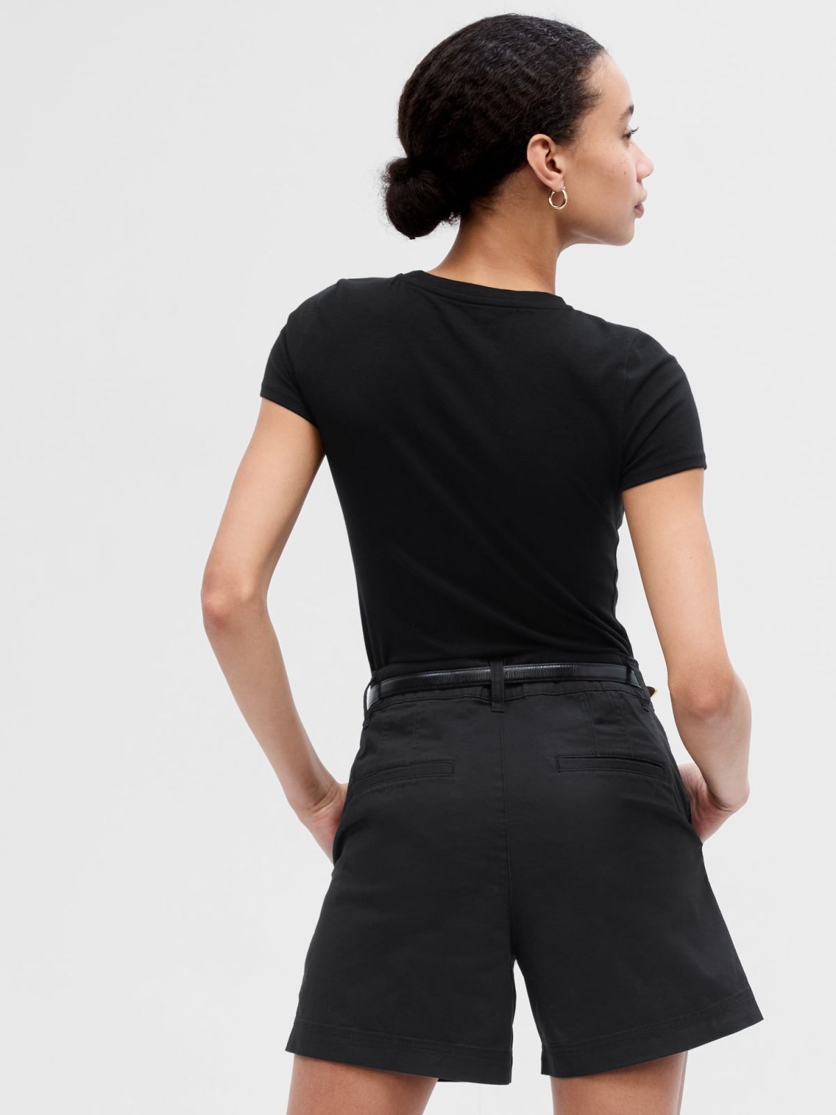 Μαύρο 5ίντσες Mid Rise Girlfriend Khaki Σορτς με Washwell-595564001