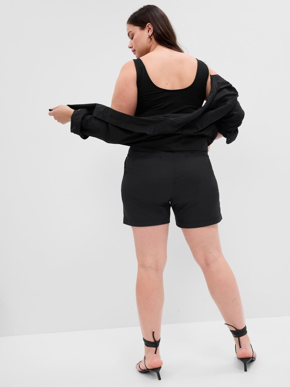 Μαύρο 5ίντσες Mid Rise Girlfriend Khaki Σορτς με Washwell-595564001