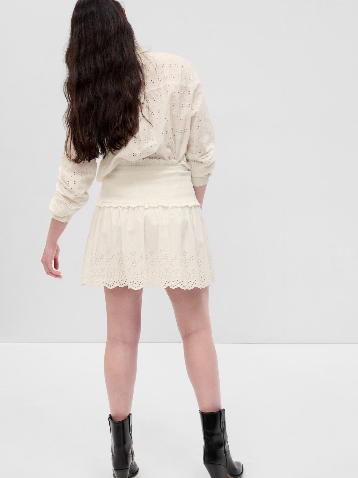 Άσπρη Smocked Eyelet Mini Φούστα-548356001
