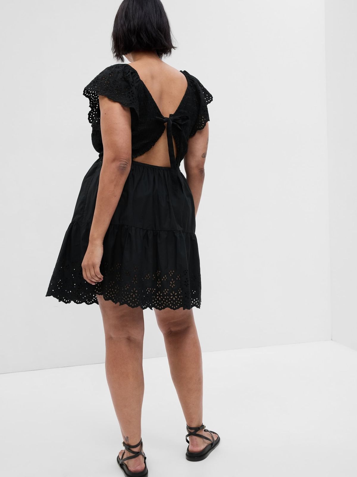 Μαύρο Flutter Sleeve Eyelet Mini Φόρεμα-549188001