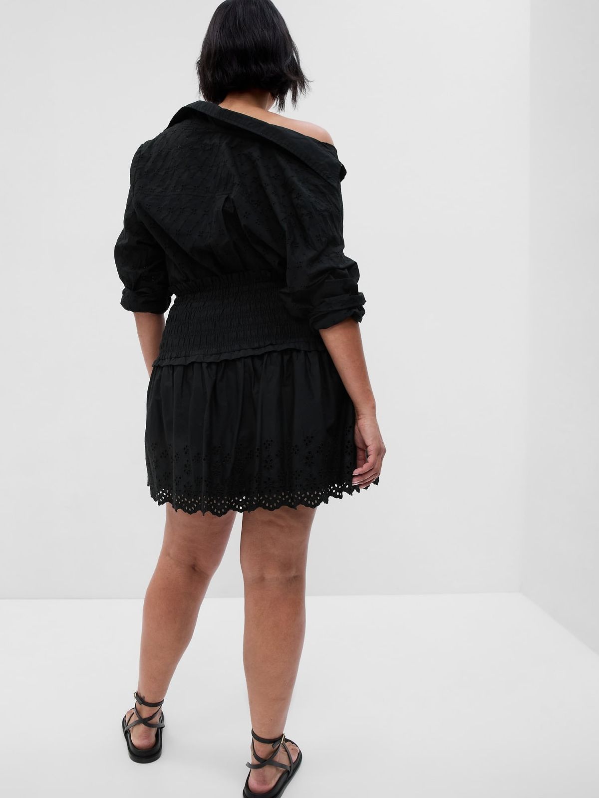Μαύρη Smocked Eyelet Mini Φούστα-548356000