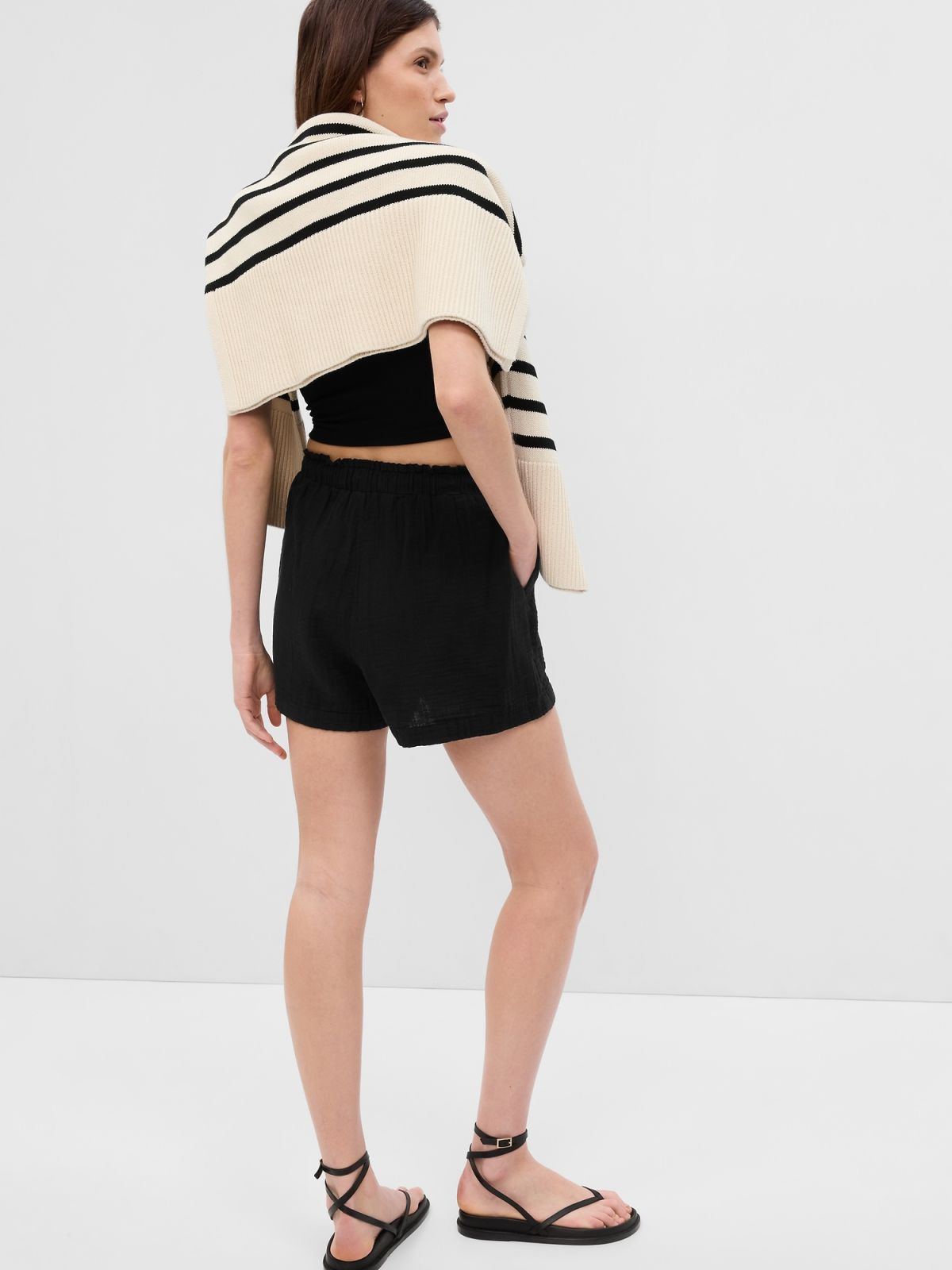 Μαύρο Crinkle Gauze Σορτς-616696002