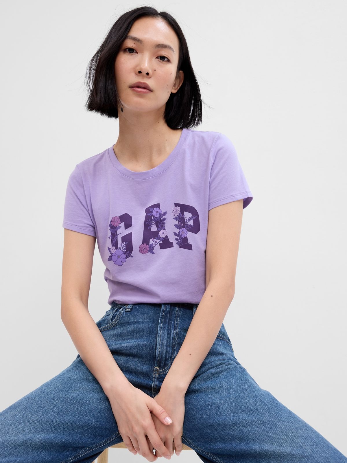 Gap Logo T-Shirt-268820076