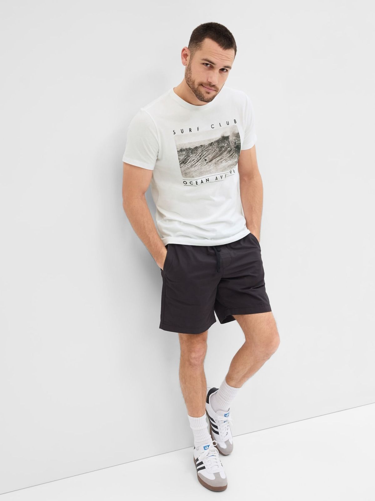 Vintage Graphic T-Shirt-673333000