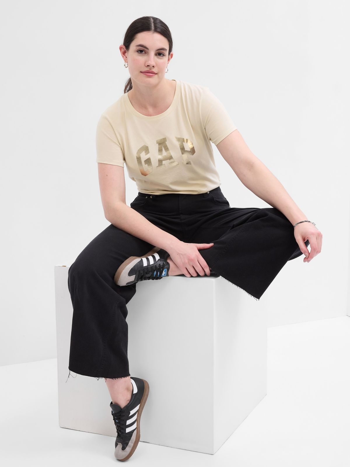 Μπεζ Gap Logo Μπλούζα-254770085