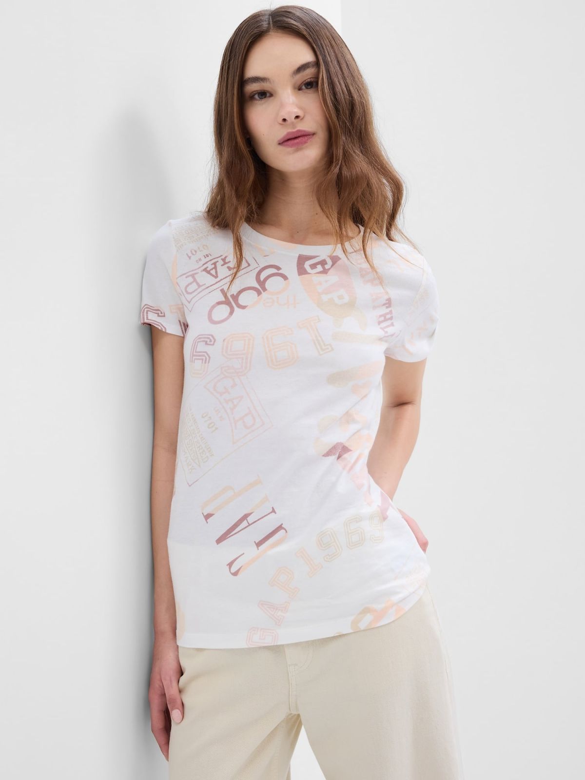Gap Logo T-Shirt-715014000