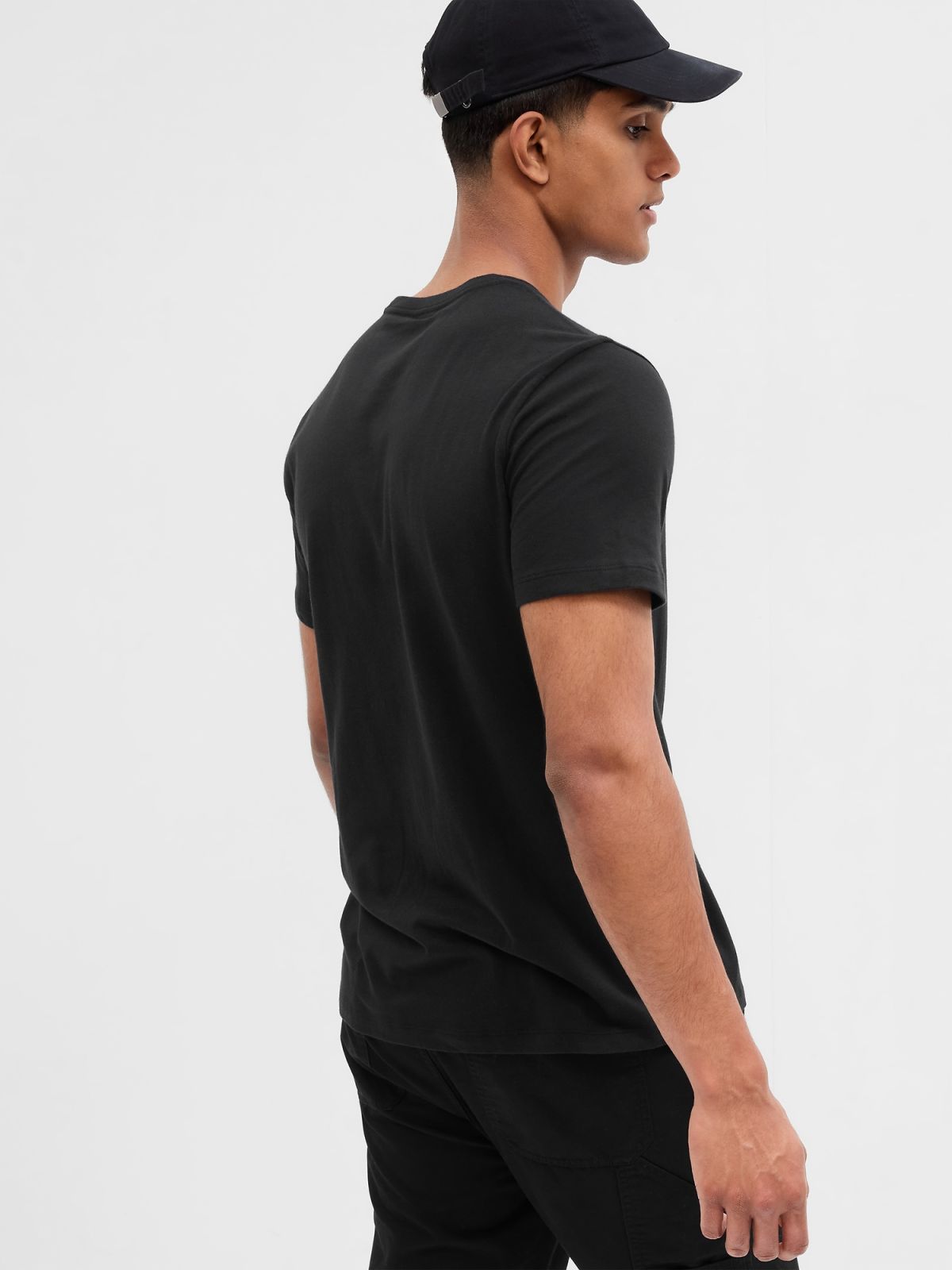 Gap Logo T-Shirt-753766000
