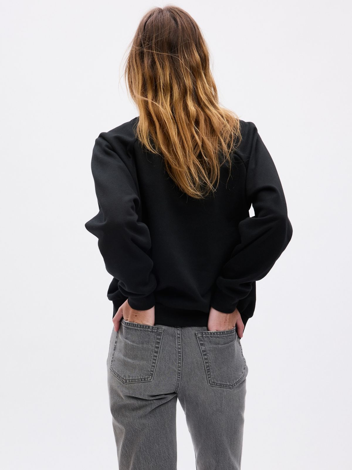 Μαύρο Ανακυκλωμένο Arch Logo Sherpa Φούτερ-821898001