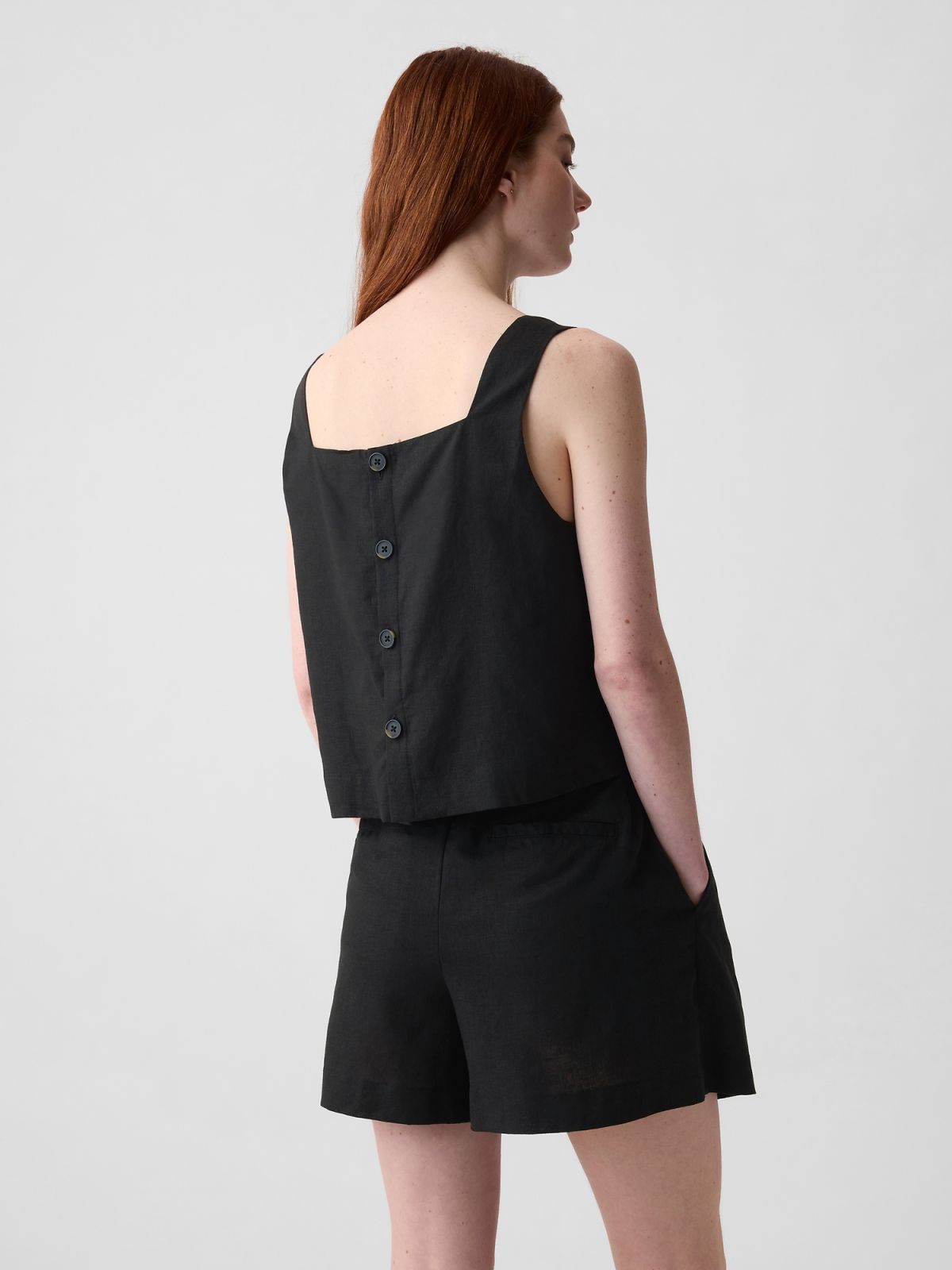 Linen-Blend Button-Back Cropped Tank Top-417117001