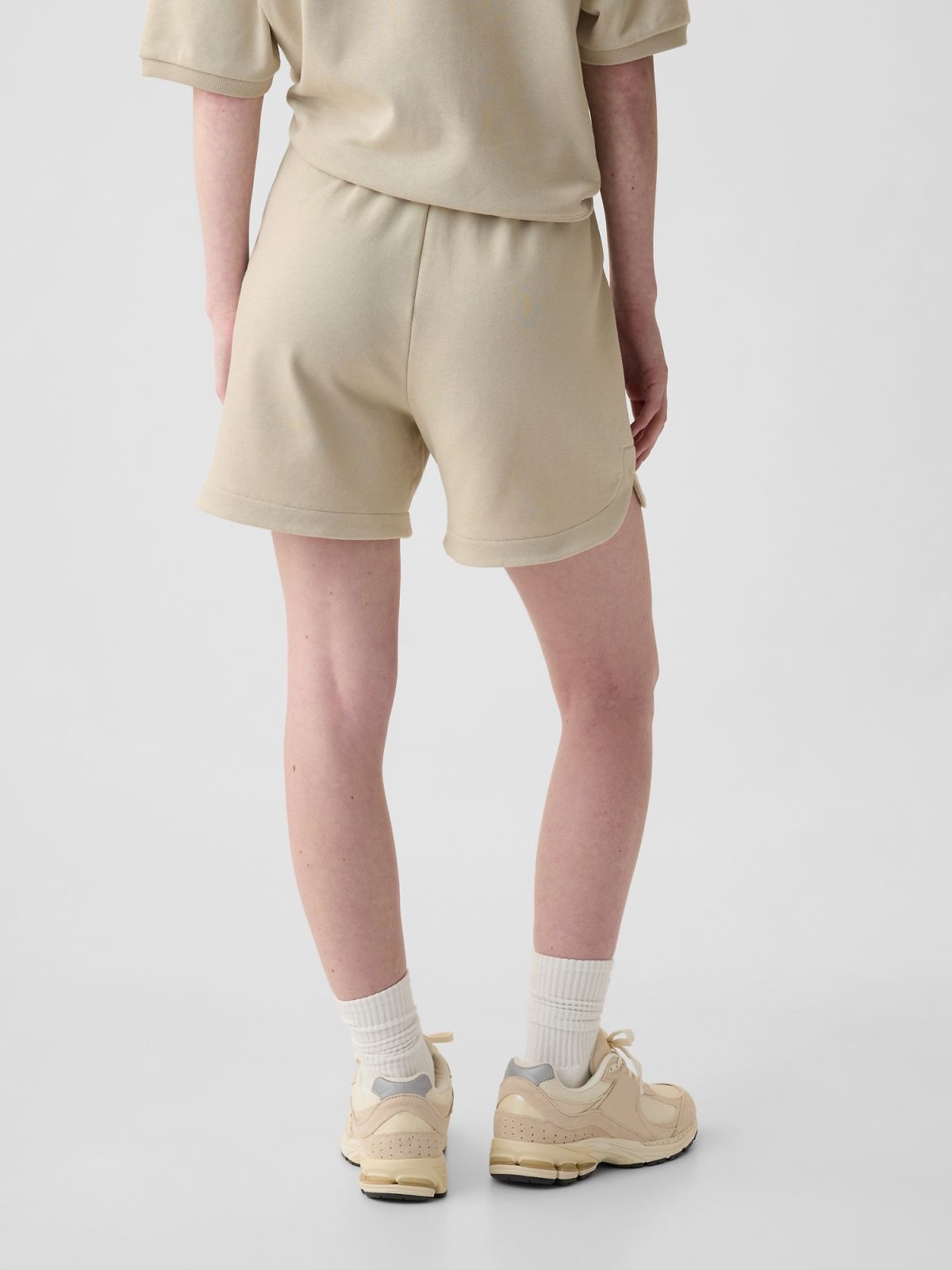 Μπεζ Gap Logo Dolphin Μακό Σορτς-416418000