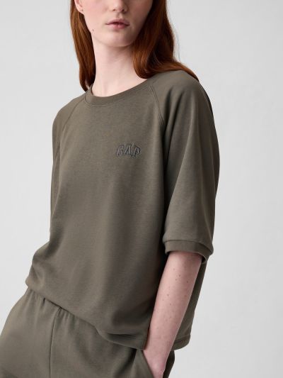 Gap Logo Sweatshirt-416419004
